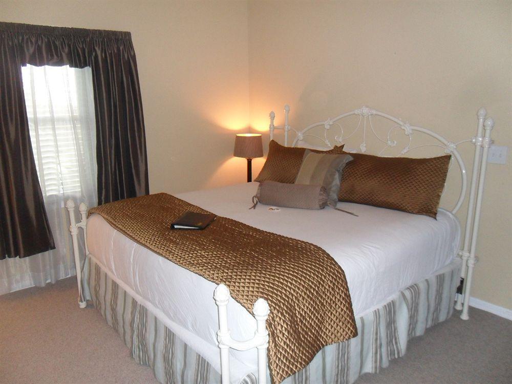 Carriage Way Inn Bed & Breakfast Adults Only - 21 Years Old And Up St. Augustine Bagian luar foto