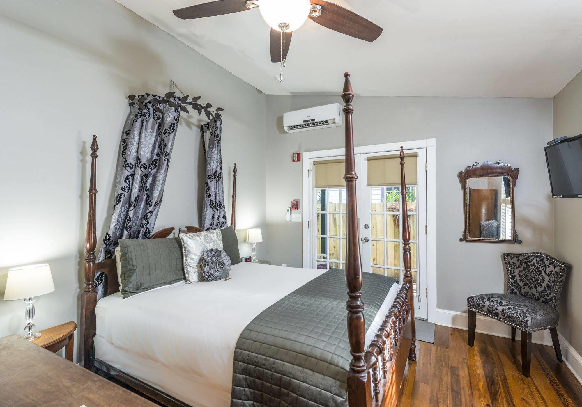 Carriage Way Inn Bed & Breakfast Adults Only - 21 Years Old And Up St. Augustine Bagian luar foto